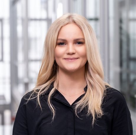 KNOLL Maschinenbau - Julia Meschenmoser