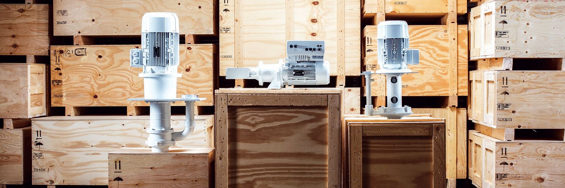 Knoll Maschinenbau GmbH – Lager und Produkte
